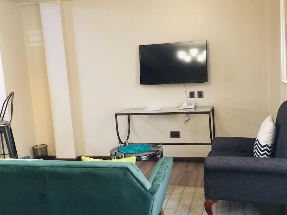 Fair Acres Boutique Hotel Luxury Studio Suite, 1 Bedroom 5