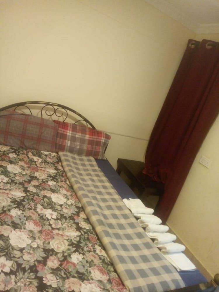 undefined Platinum Bar Lodge 6