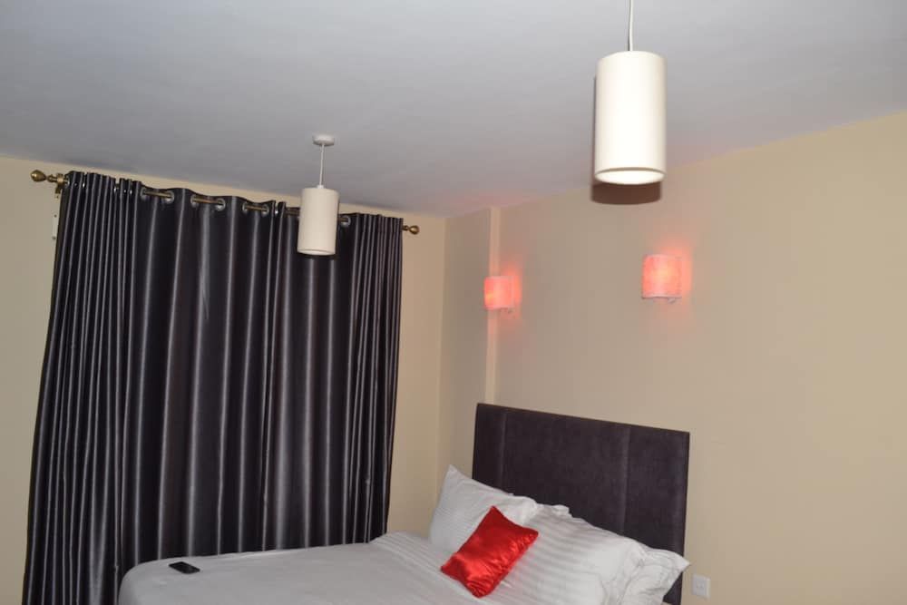 Nairobi West Suites Deluxe Studio Suite 10