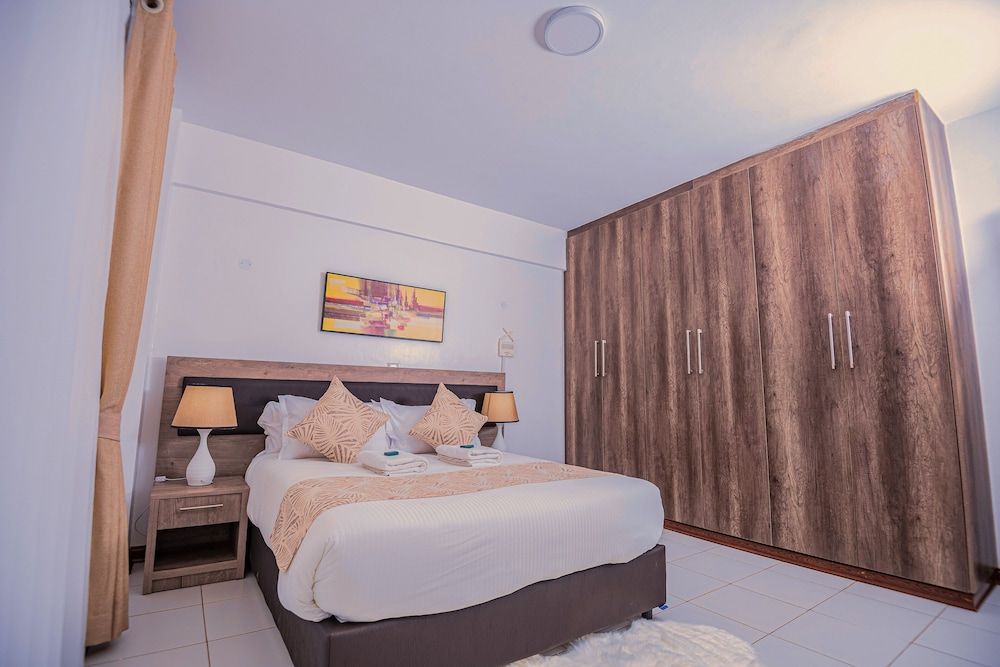 undefined Sebuleni Luxury Apartment by Homes by Della 9