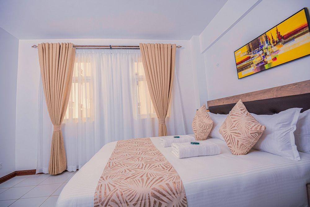 undefined Sebuleni Luxury Apartment by Homes by Della 8