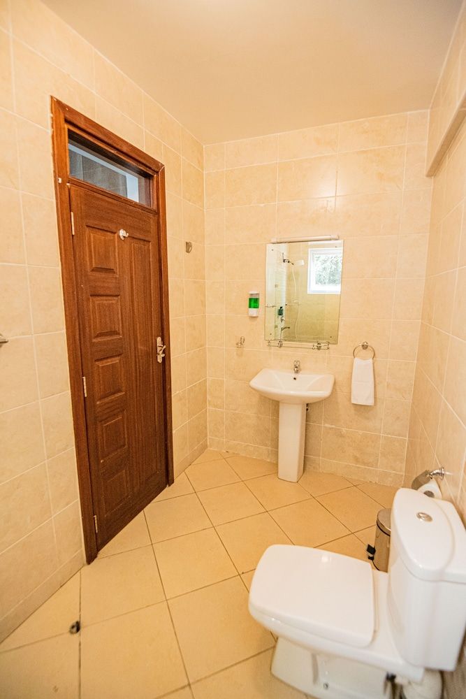 undefined Sebuleni Luxury Apartment by Homes by Della 5