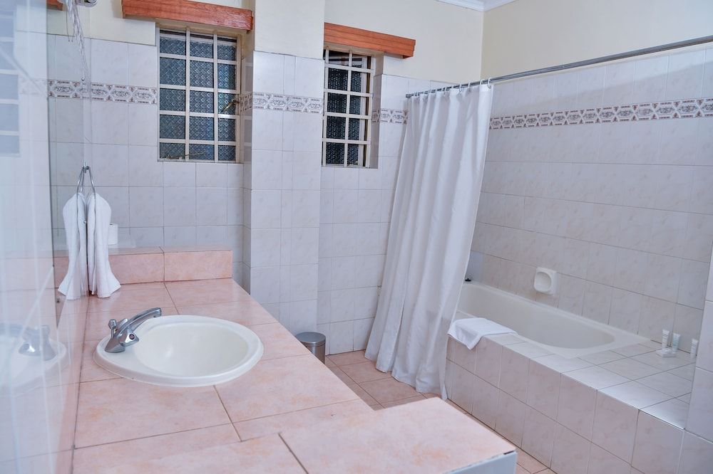 Duplex Apartments by Hillpark Deluxe Apartment with Access to the Outdoor Heated Pool 13