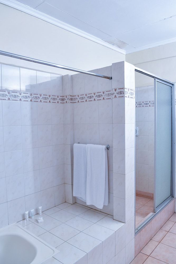 Duplex Apartments by Hillpark Deluxe Apartment with Access to the Outdoor Heated Pool 12