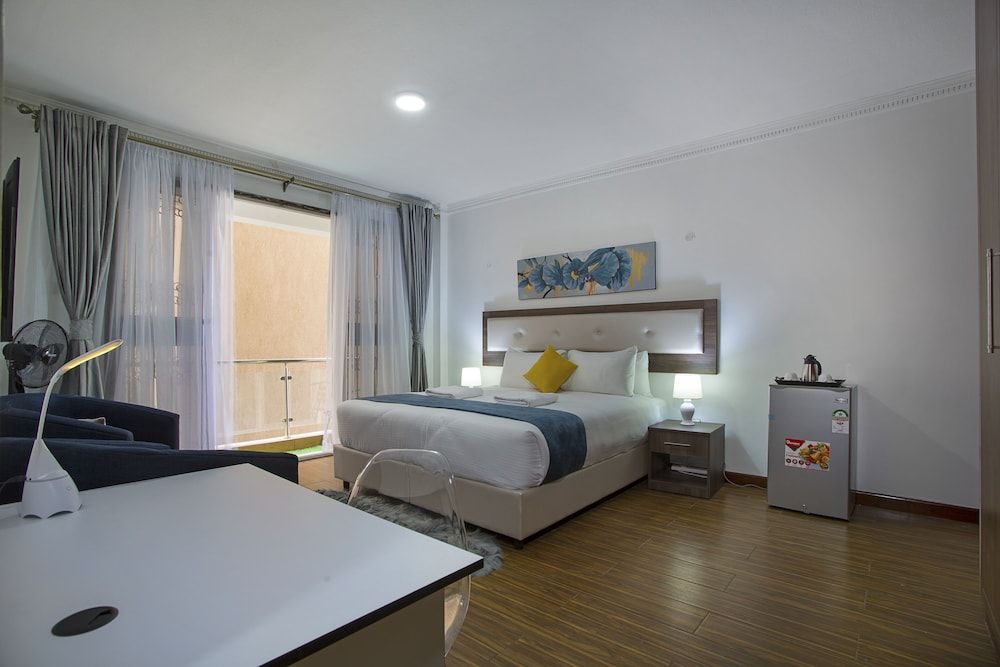 undefined Urban Brooks Luxury Apartment 3