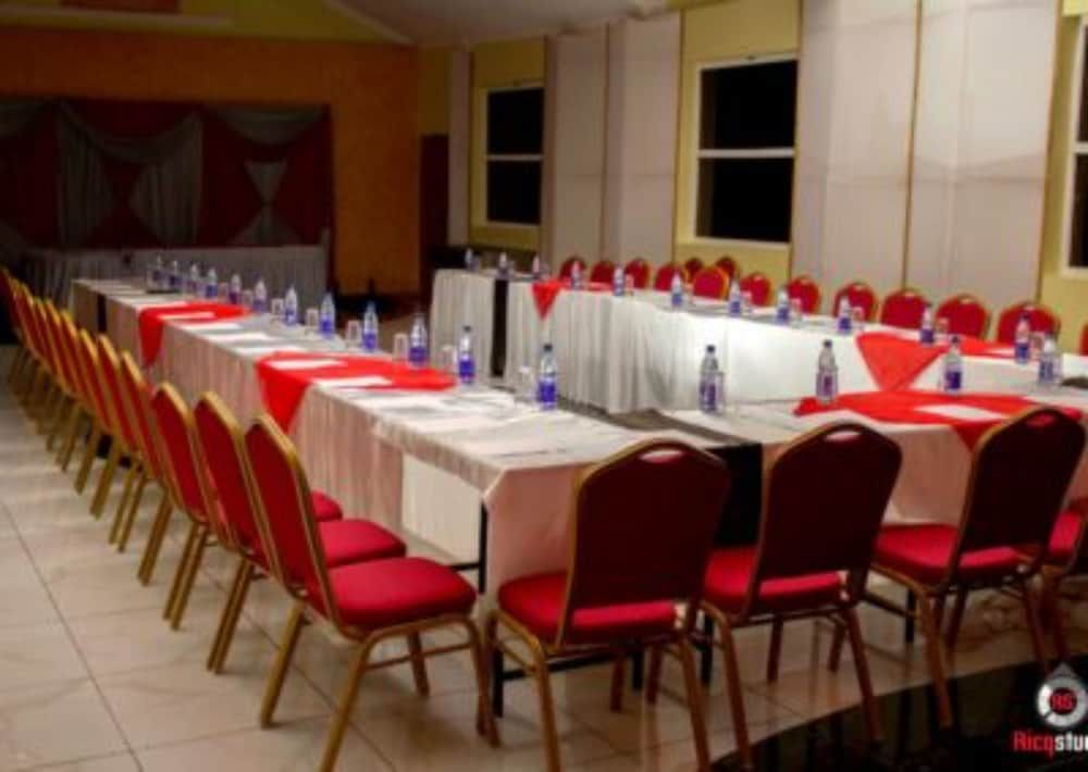 undefined Eden Bliss Gardens 5