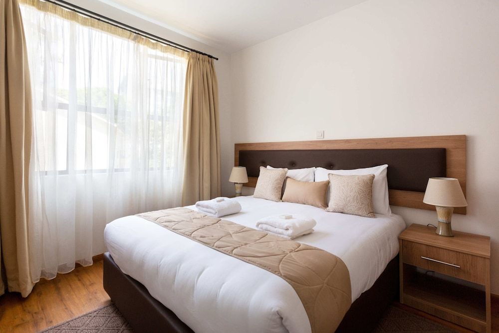 undefined Belle Suites Riverside 9