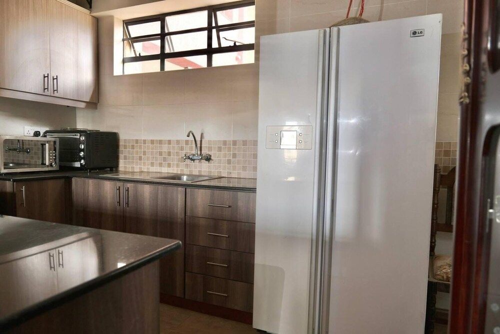 undefined Captivating 1-bed Furnished Apartment in Nairobi 8