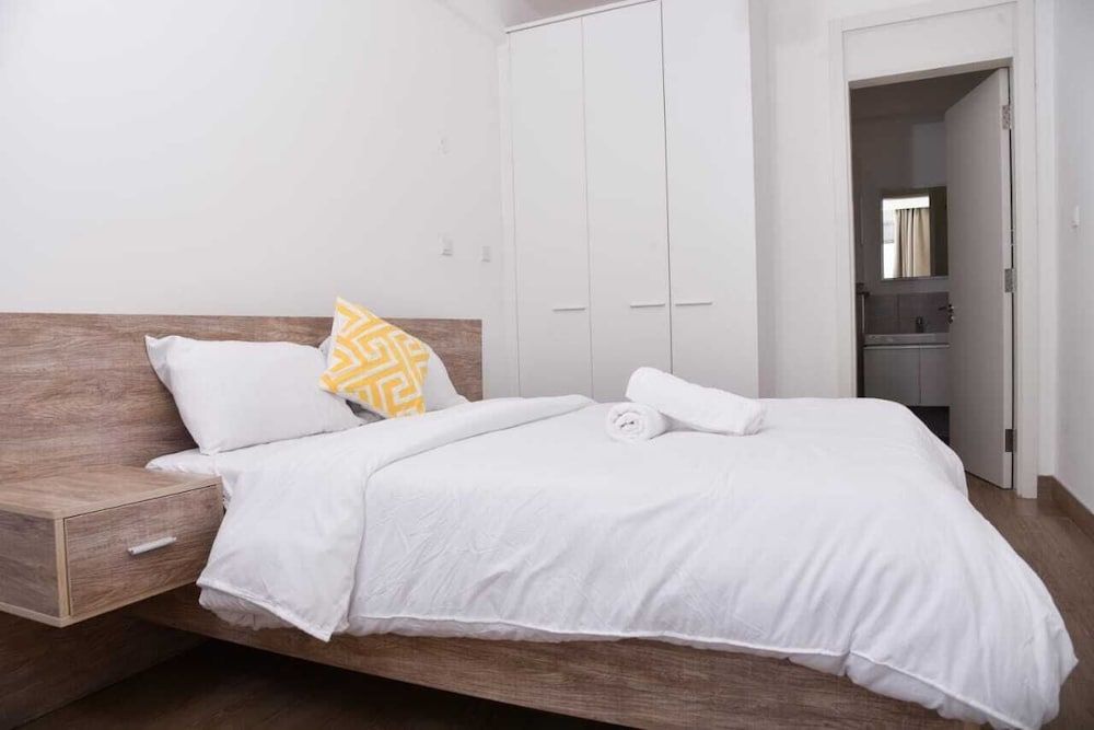 undefined Stay.Plus Stylish Living Nova 2