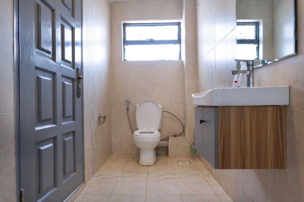 Raha Suites Executive Room 3