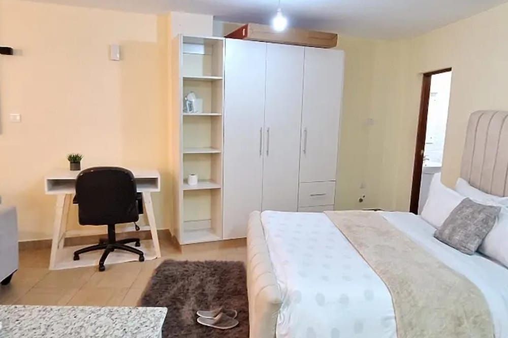 undefined Immaculate 1-bed Apartment in Nairobi 6