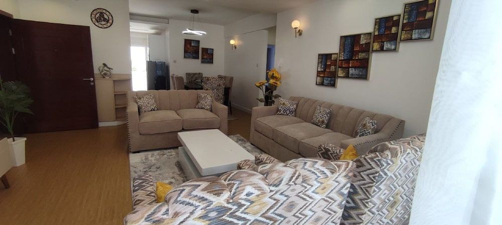 undefined crestpark apartments 8