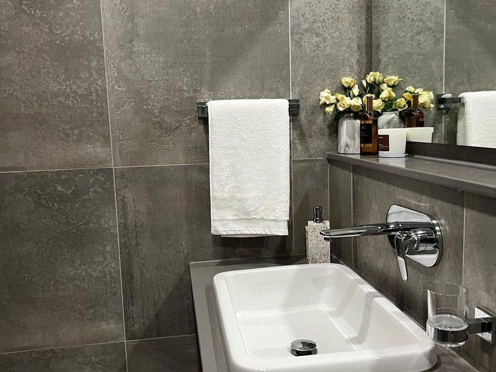 Myles Dreamfield Nest-two Bedroom Apartment Apartment 9