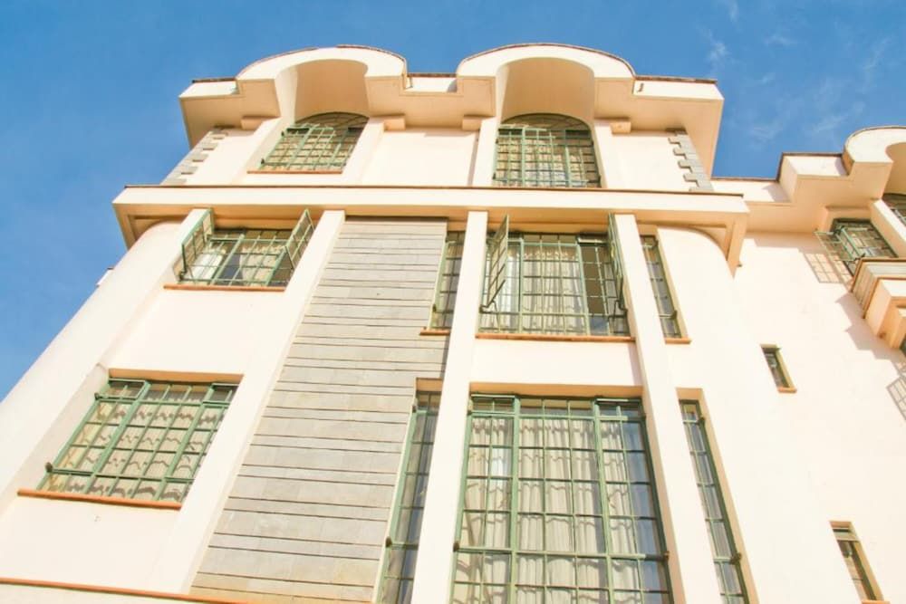 undefined Natural Oak Apartments 5