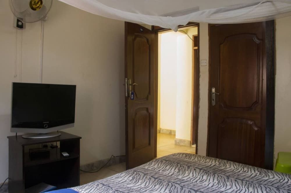 Turaco Intercounty Resort Standard Room 3