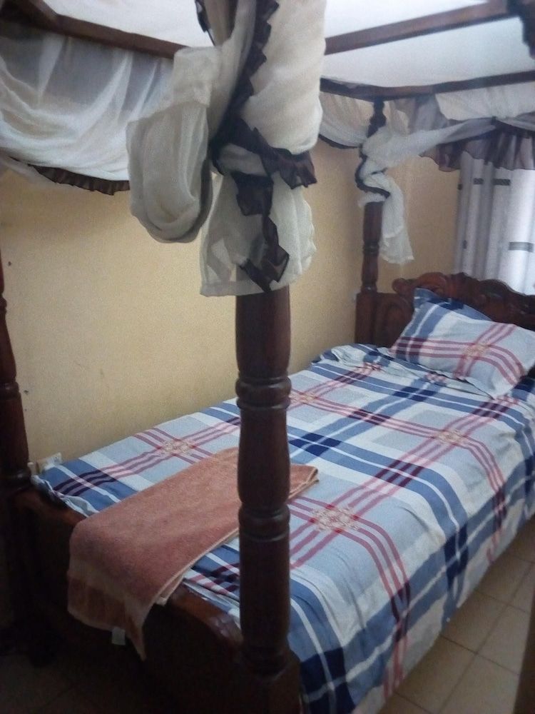 Waso Central Emporium Lodge Single Room 3