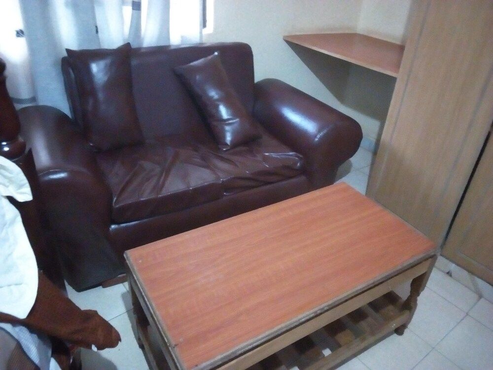 Waso Central Emporium Lodge Deluxe Room 4