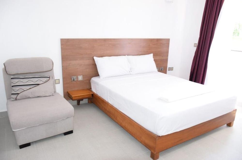 Standard Room, 1 King Bed