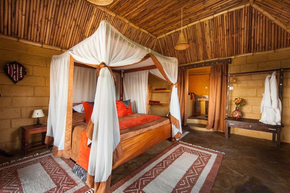 Rhino Watch safari Lodge Deluxe Double Room (Chalet) 2