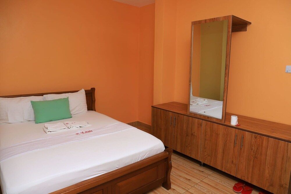 Le Mach Apartments Standard Apartment