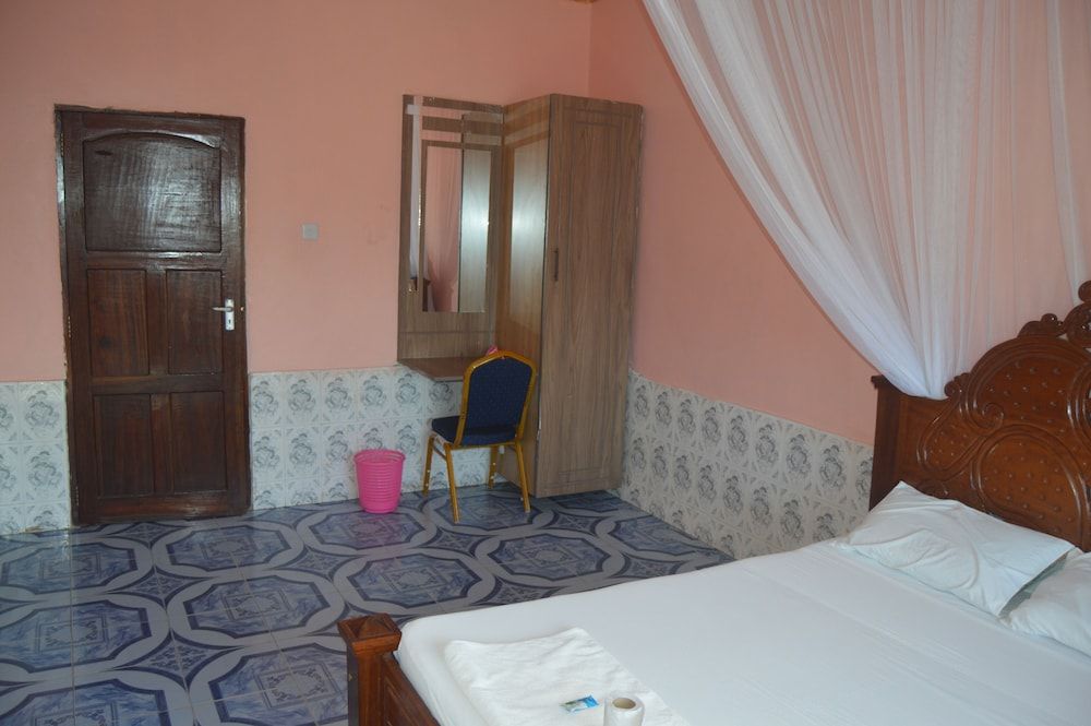 Peacock Court Hotel, Kilifi Business Suite 6