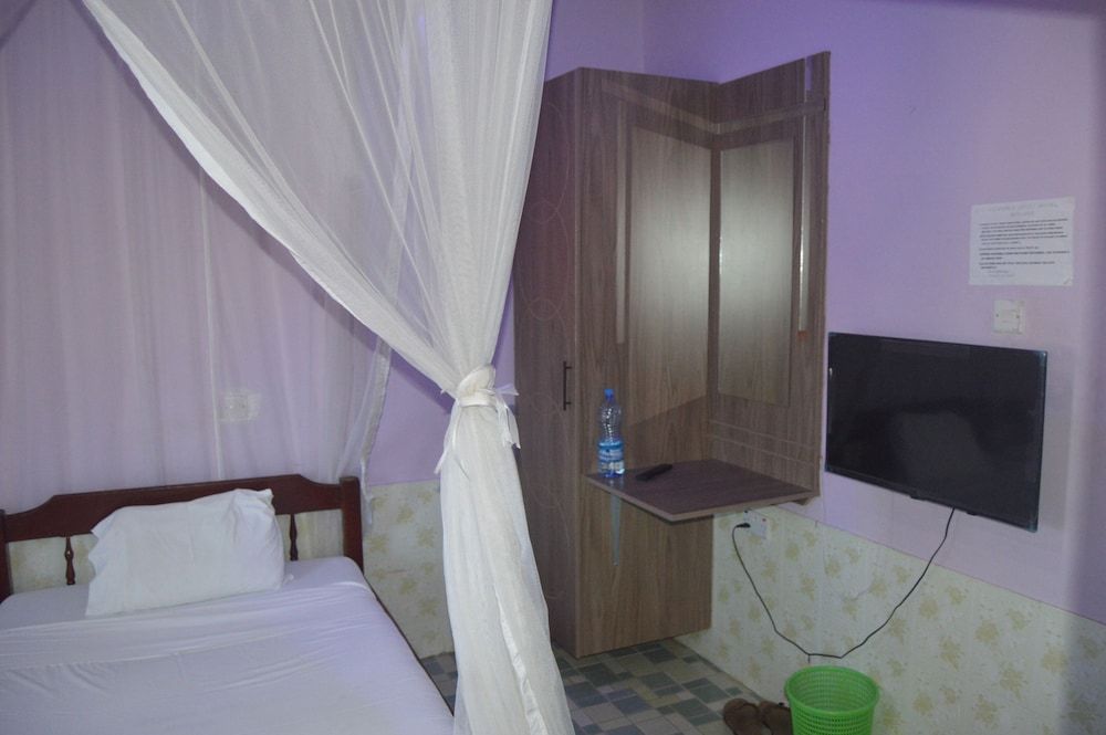 Peacock Court Hotel, Kilifi Standard Single Room 6