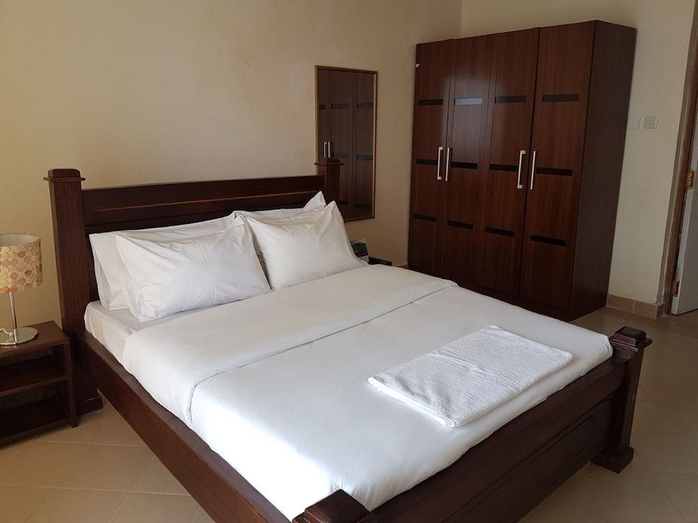 Milimani Hotel Standard Single Room 4
