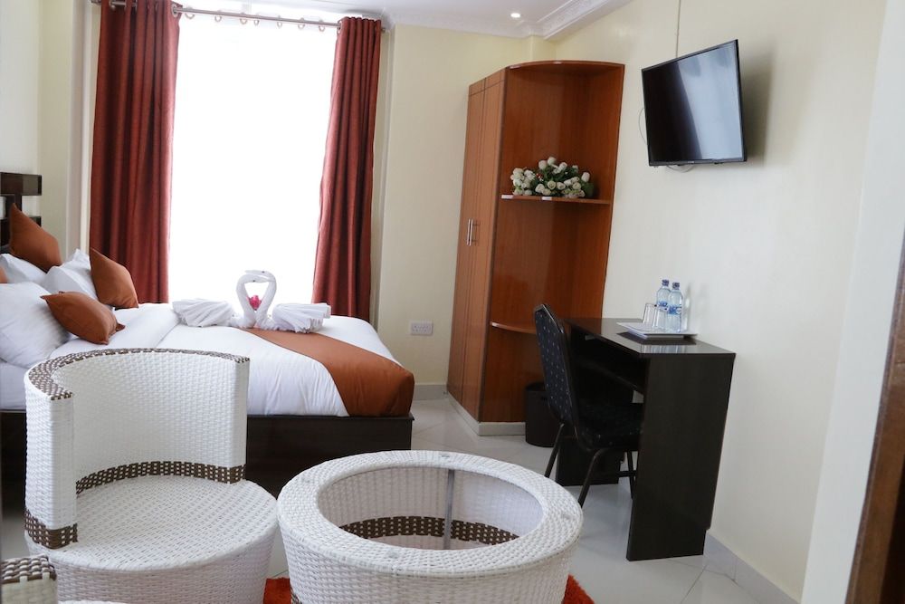 Claire De Lune Moonlight Hotel Executive Double Room 3