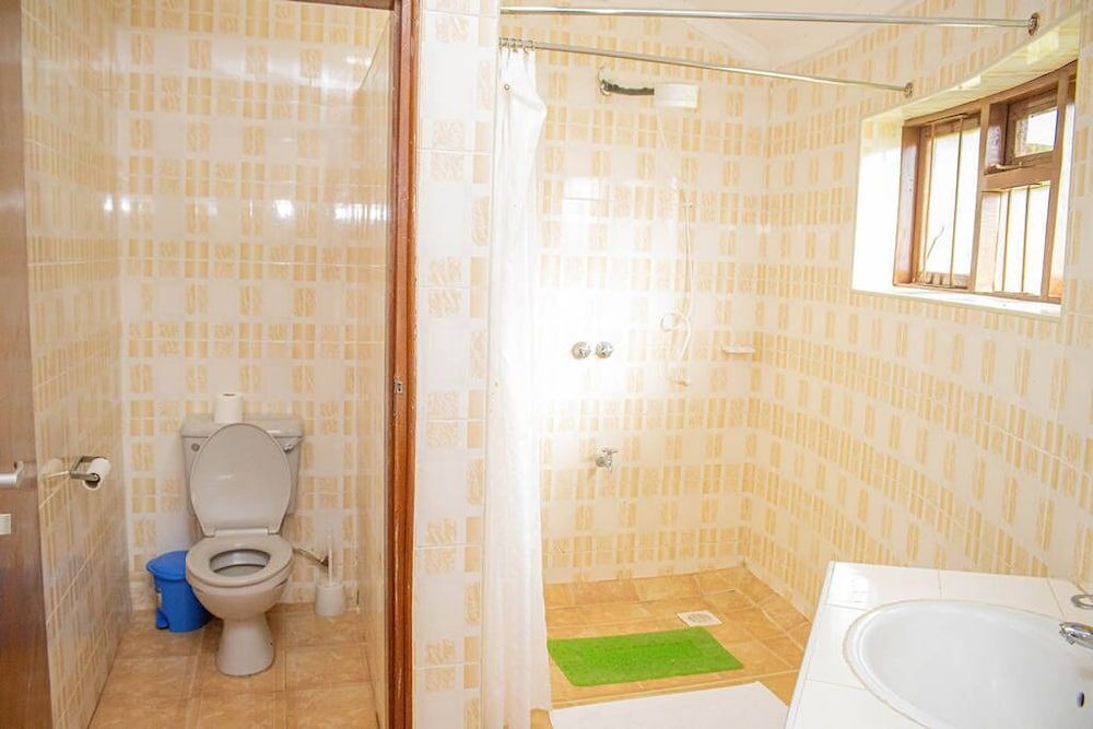 Tumaini Cottages & Conference Centre Comfort Triple Room 3