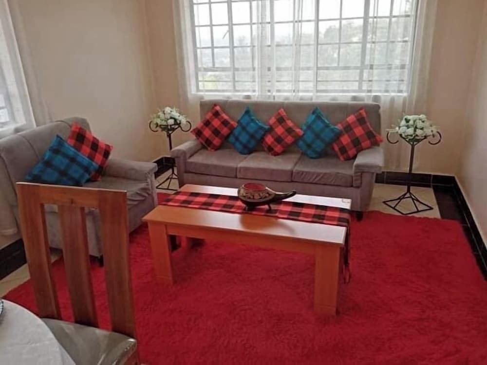 Megg's Place Kisumu Standard Single Room, Garden View 5