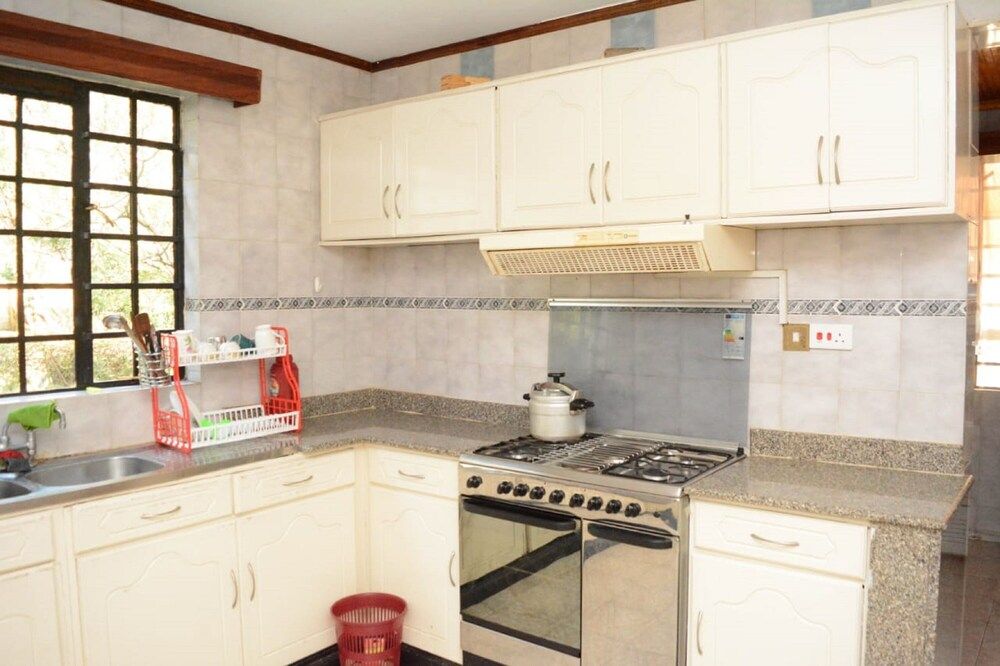 Firsthill Haven Accommodation Double Room 11