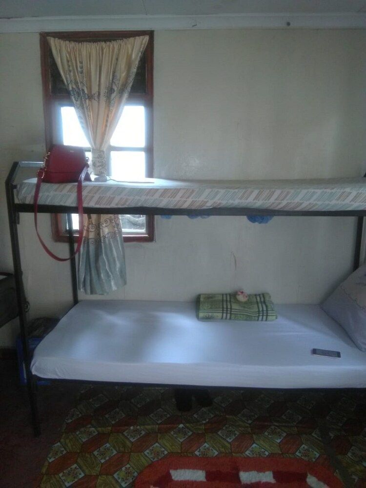 Murbs Hostel Quadruple Room 3