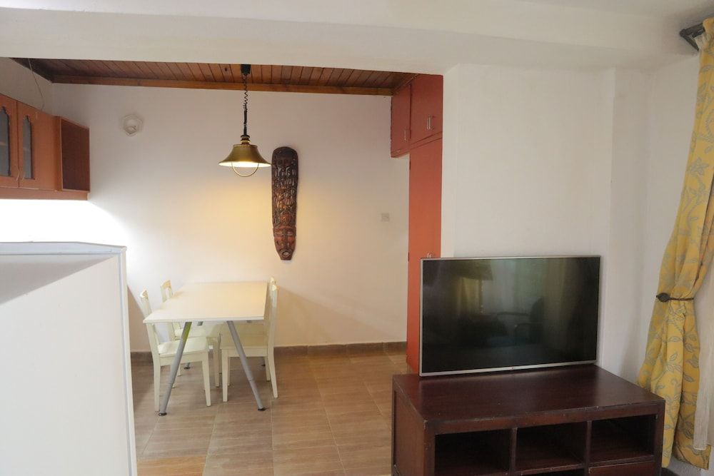 Kogelo Suites Studio 4