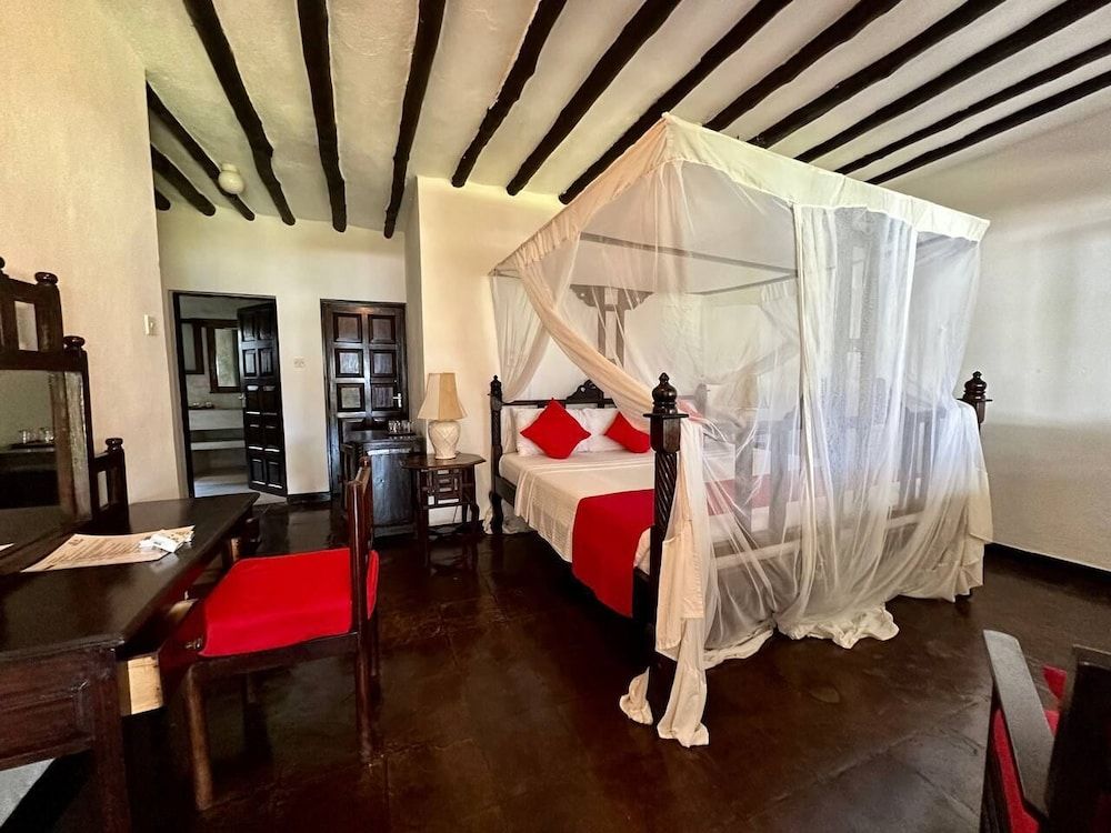 Blue Bay Village Deluxe Quadruple Room