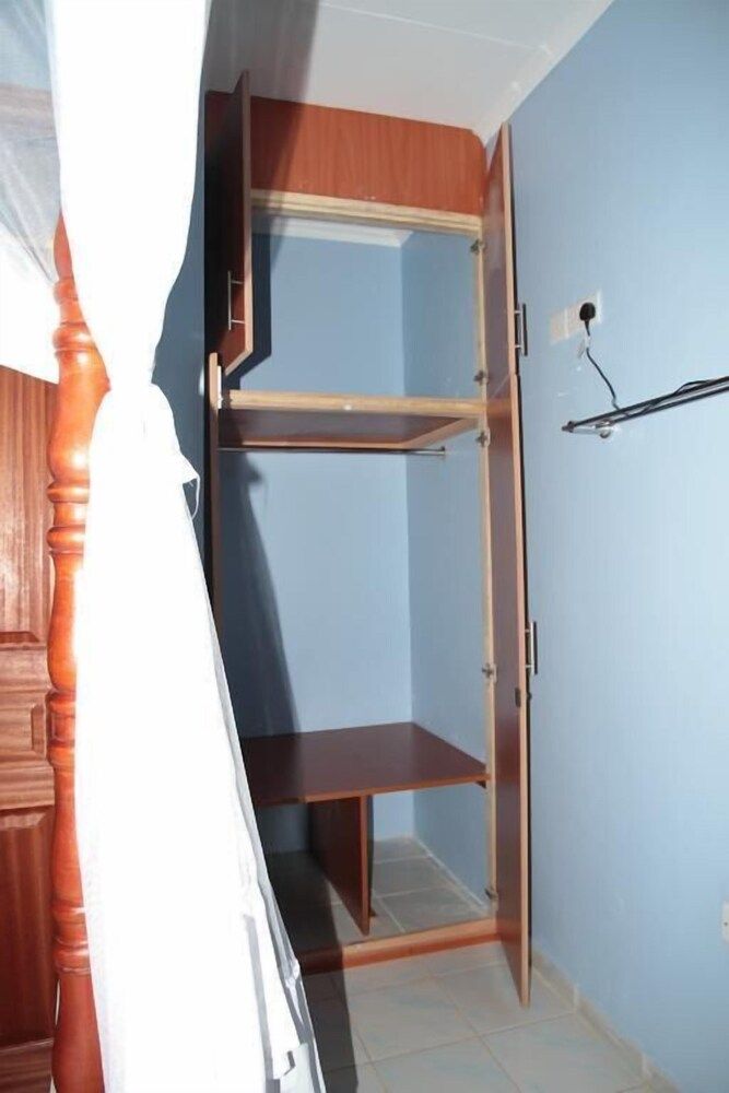 The Don Hotel Economy Single Room 3