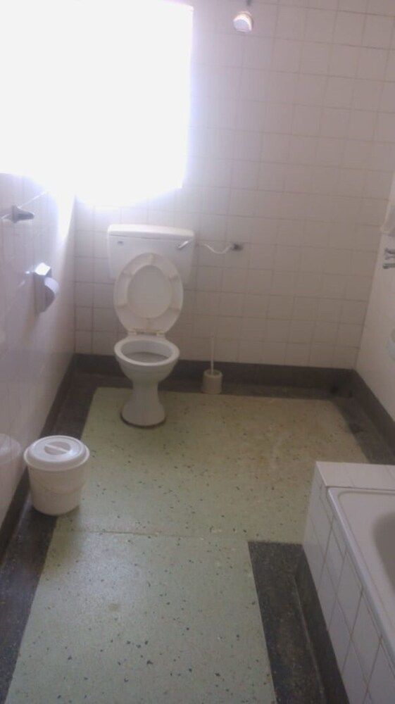 Rose Wood Lounge Cottage, 2 Bedrooms 12