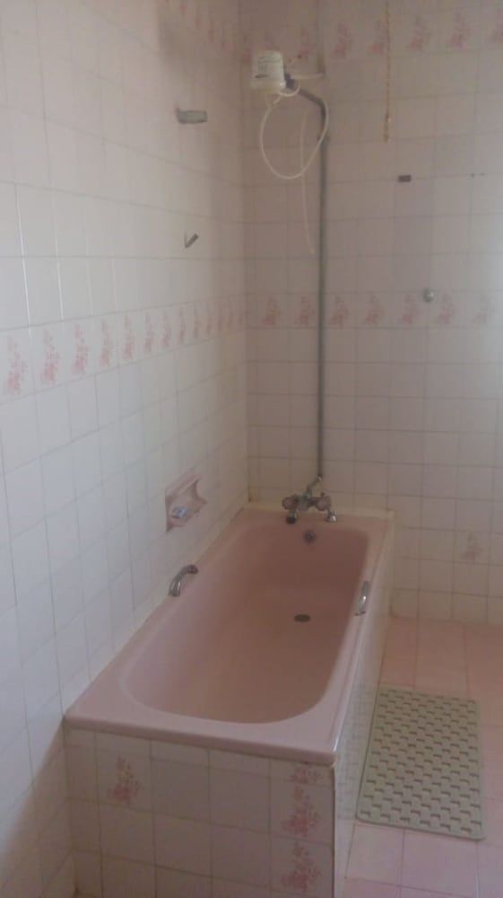 Rose Wood Lounge Cottage, 2 Bedrooms 10