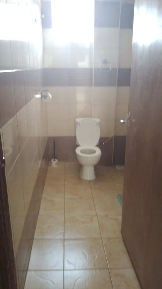 Saffron Hotel Eldoret Deluxe Single Room, 1 King Bed 3