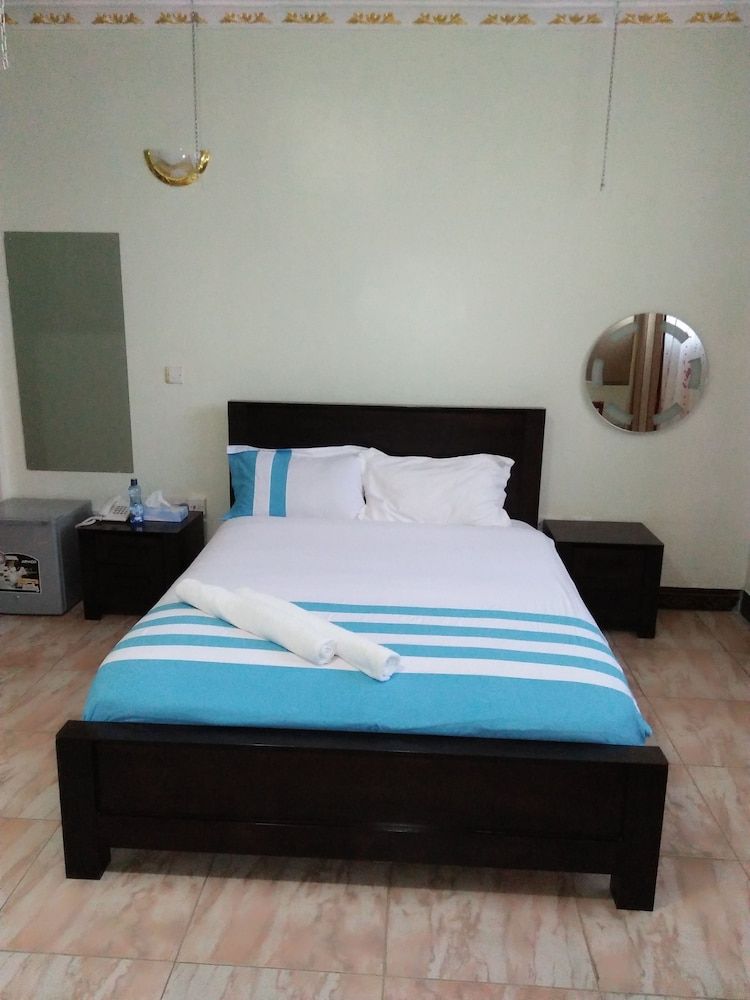 Basic Single Room