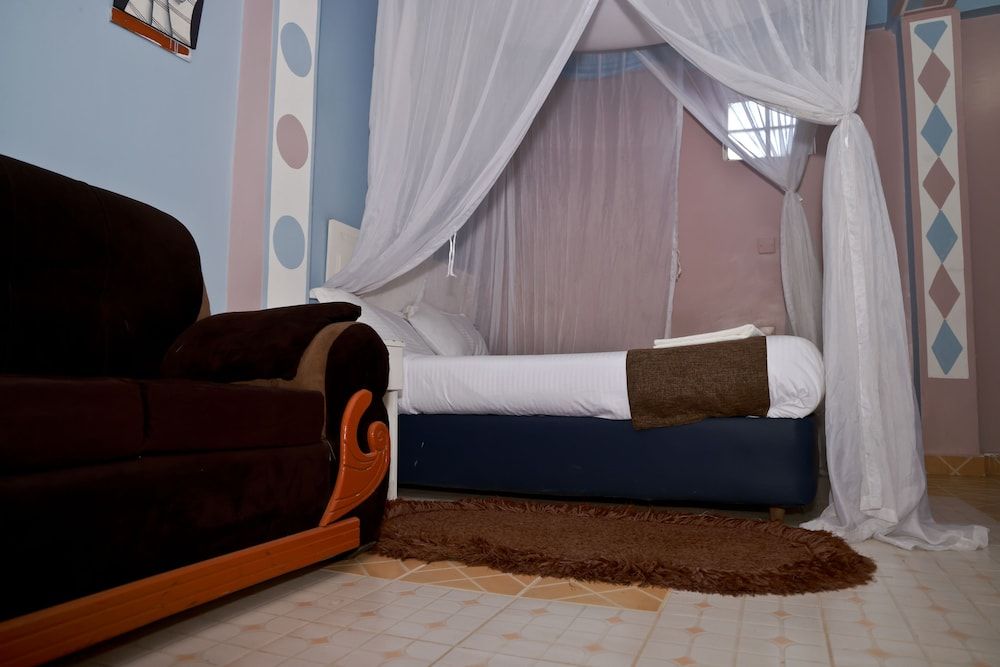 Twinspot Guest House