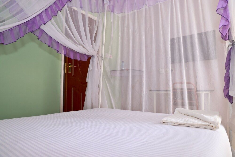 Twinspot Guest House