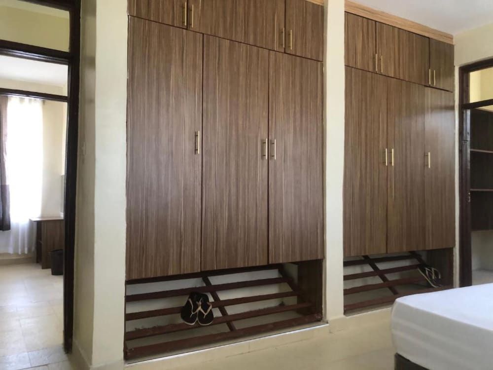 Pendeza la Casa Standard House 11