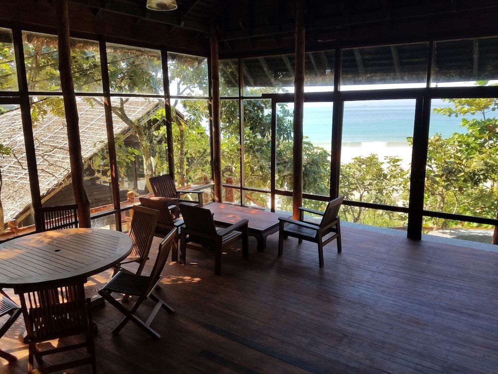 Turtle Egg Cove Ngapali Imperial Jade Villa 3