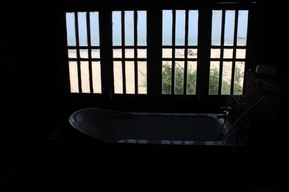 Turtle Egg Cove Ngapali Sapphire Suite Chalet 9