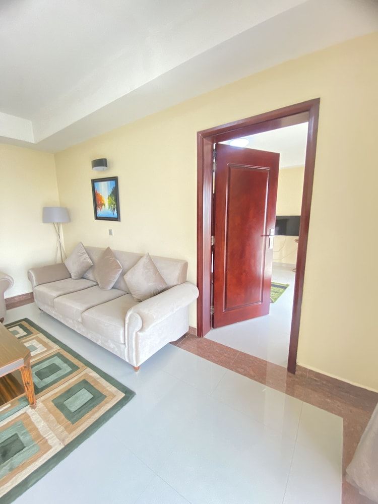 Golden Alpine Hotel and Resort Superior Studio Suite 2