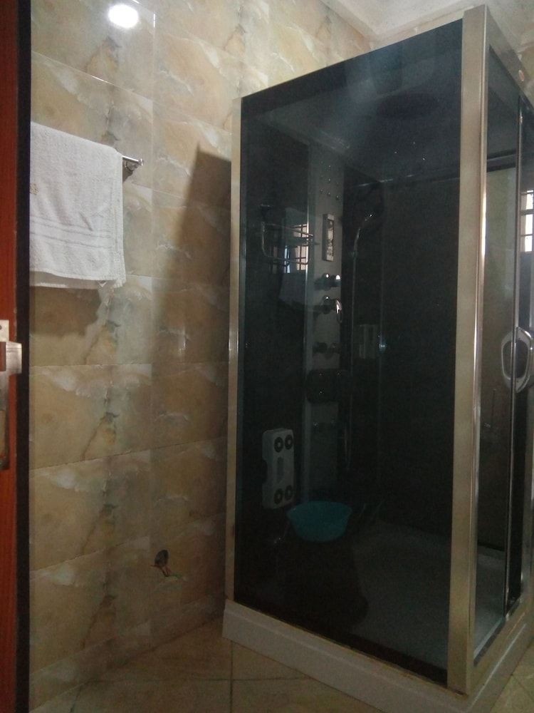 Premier Suite