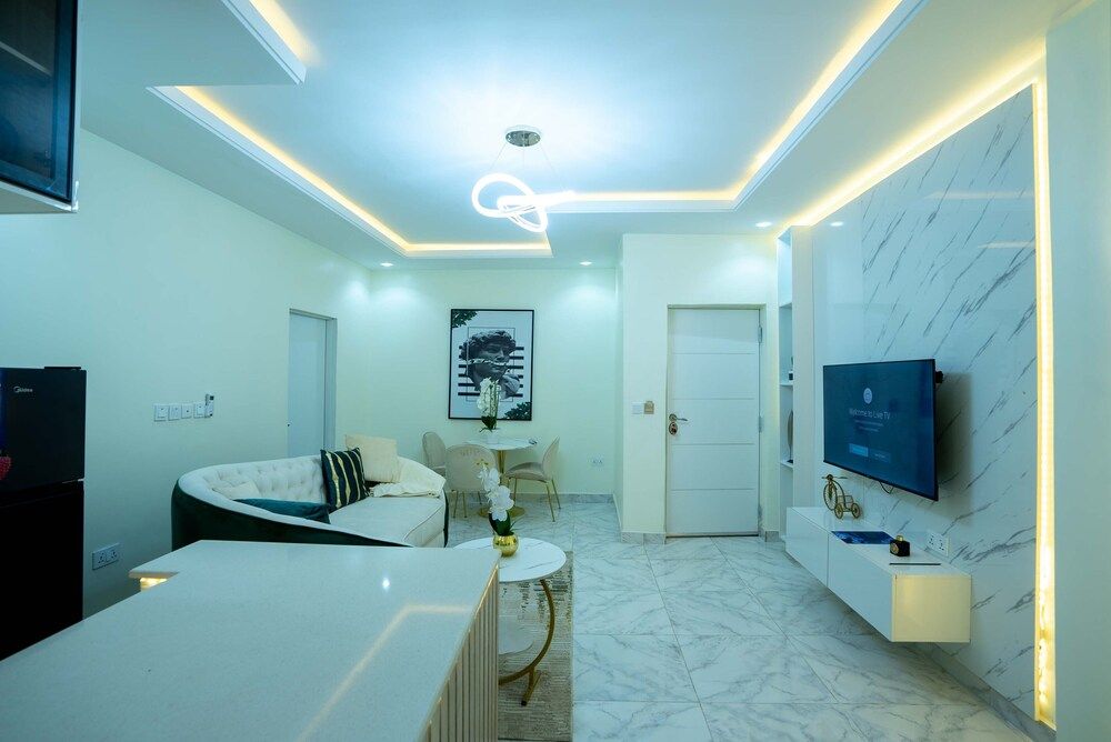 Kadal Apartments Luxury Double Room 6