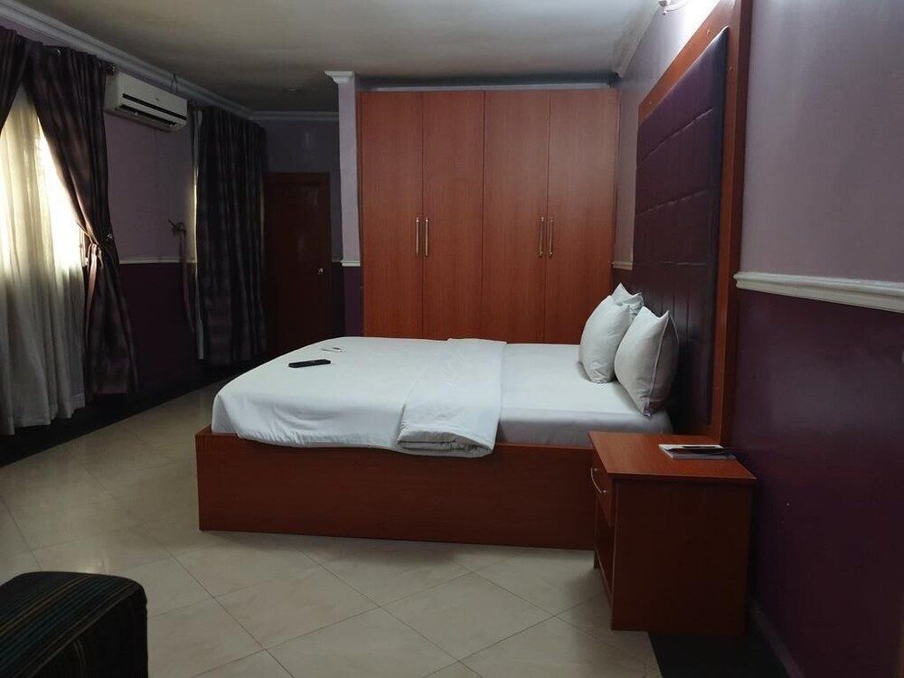 Hano Hotels And Suites