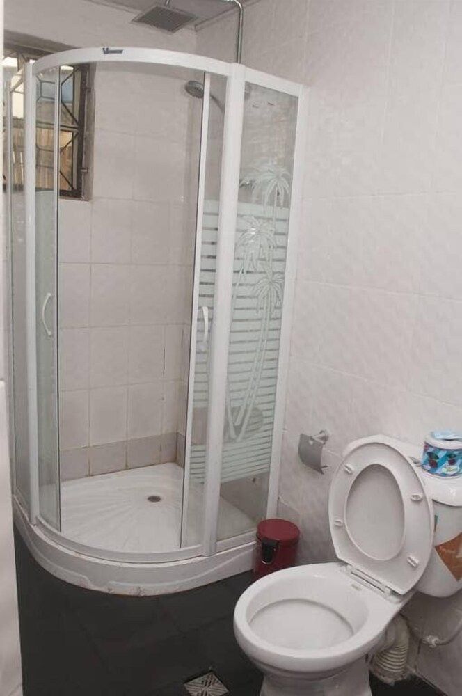 Labake Cottage Hotel Deluxe Double Room 11