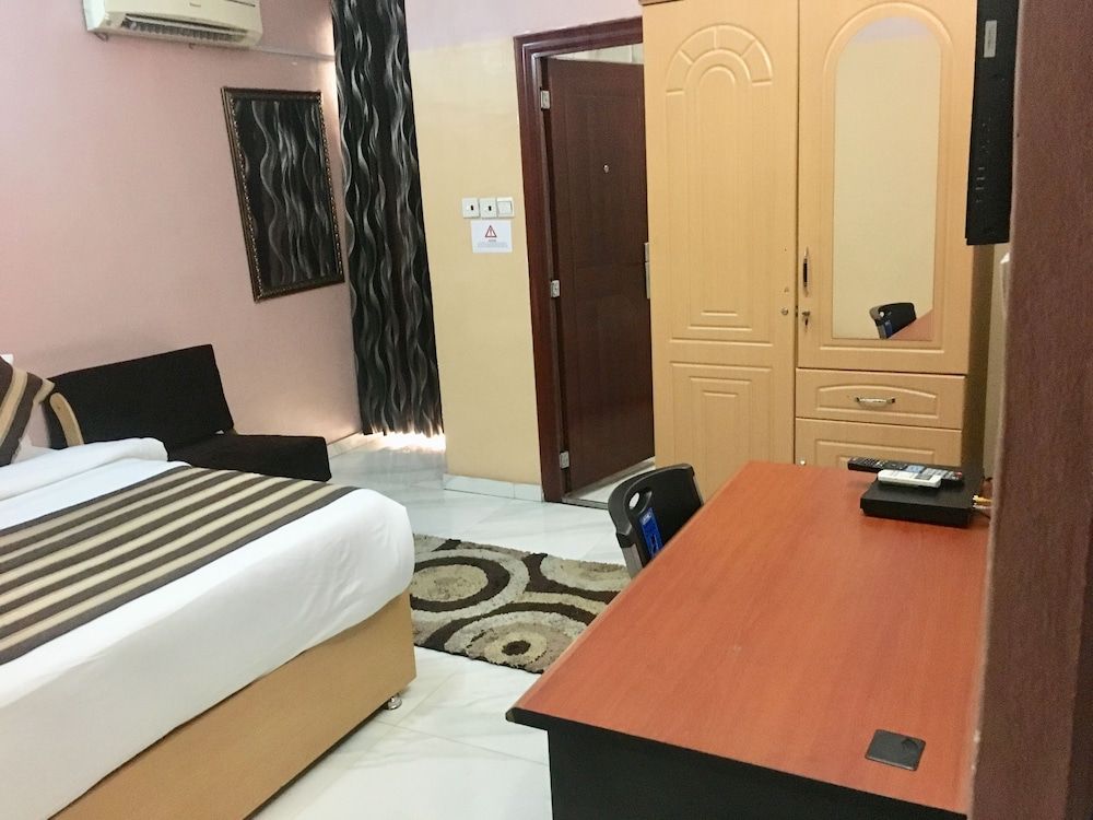 Solab Hotels